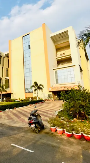 NUSRL campus